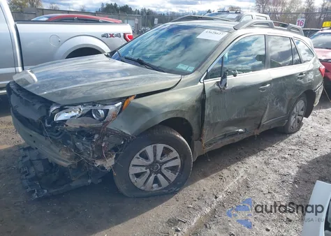 2017 Subaru Outback 2.5I Premium z USA, uszkodzony, nr VIN 4S4BSACCXH3357805
